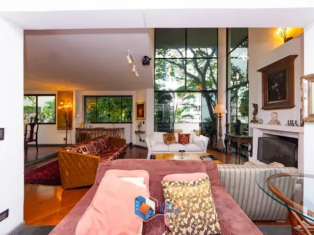 Apartamento com 254m² 4 quartos e 5 banheiros, à venda, no bairro Campo Belo em São Paulo
