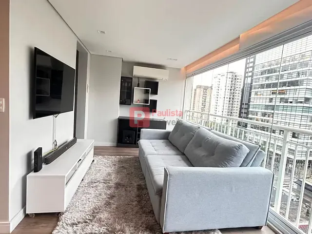 Apartamento 1 quarto e 1 banheiro, à venda ou para alugar, no bairro Vila Nova Conceição em São Paulo