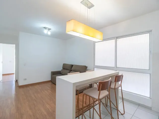 Apartamento 1 quarto e 1 banheiro, para alugar, no bairro Seminário em Curitiba