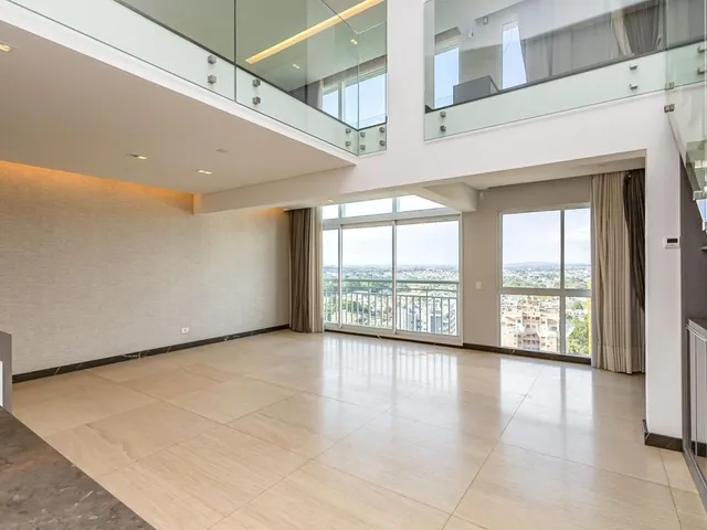 Apartamento 4 quartos e 5 banheiros, para alugar, no bairro Ecoville em Curitiba