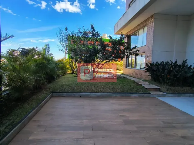 Apartamento com 260m² 3 quartos e 4 banheiros, à venda, no bairro Vila Sofia em São Paulo