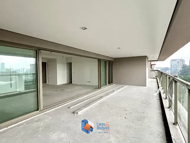 Apartamento com 256m² 4 quartos e 6 banheiros, à venda, no bairro Vila Clementino em São Paulo