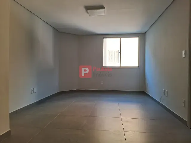 Apartamento com 40m² 1 quarto e 1 banheiro, para alugar, no bairro Campo Belo em São Paulo