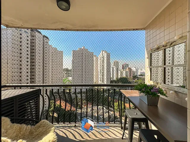 Apartamento com 102m² 3 quartos e 2 banheiros, à venda, no bairro Santo Amaro em São Paulo