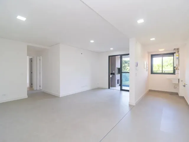 Apartamento 2 quartos e 2 banheiros, para alugar, no bairro Ecoville em Curitiba
