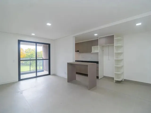 Apartamento 2 quartos e 1 banheiro, para alugar, no bairro Ecoville em Curitiba