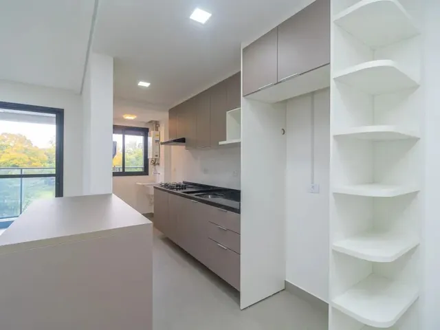 Apartamento 2 quartos e 1 banheiro, para alugar, no bairro Ecoville em Curitiba