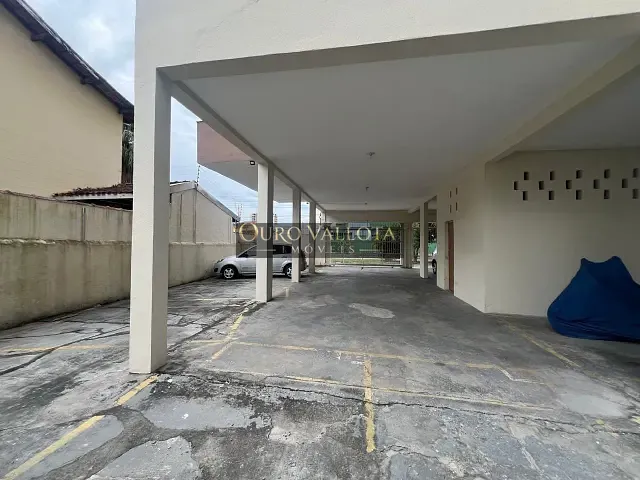 Apartamento 2 quartos e 1 banheiro, à venda, no bairro Sumaré em Caraguatatuba