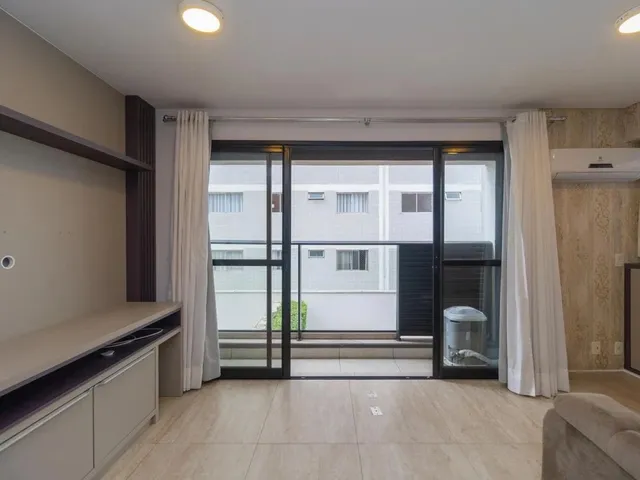 Apartamento 1 quarto e 1 banheiro, para alugar, no bairro Campina do Siqueira em Curitiba