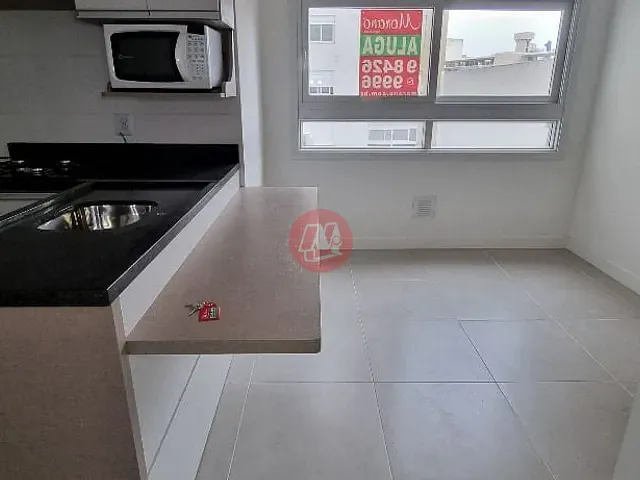 Apartamento com 51m² 1 quarto e 1 banheiro, à venda ou para alugar, no bairro Farroupilha em Porto Alegre