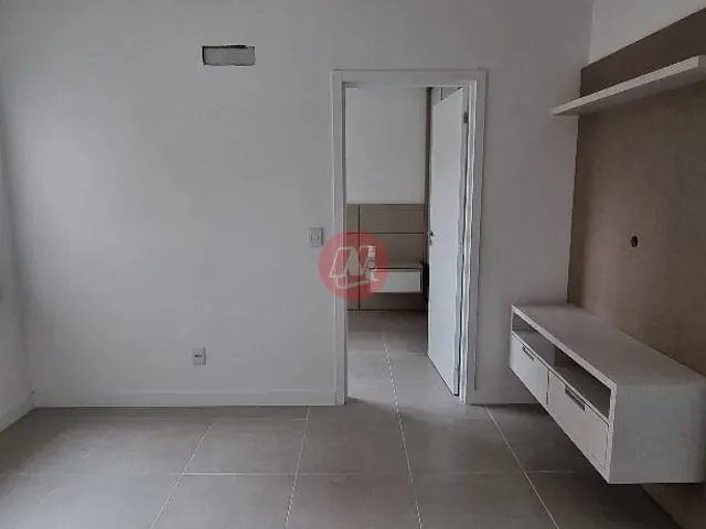 Apartamento com 51m² 1 quarto e 1 banheiro, à venda ou para alugar, no bairro Farroupilha em Porto Alegre