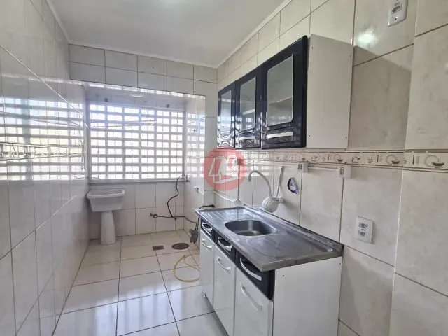 Apartamento com 98m² 2 quartos e 1 banheiro, à venda ou para alugar, no bairro Partenon em Porto Alegre