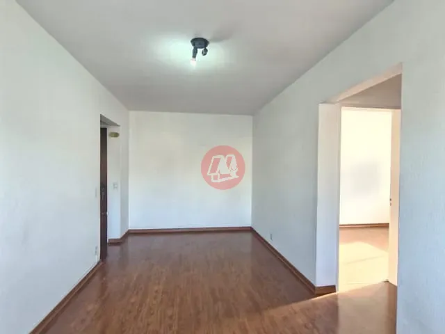 Apartamento com 98m² 2 quartos e 1 banheiro, à venda ou para alugar, no bairro Partenon em Porto Alegre