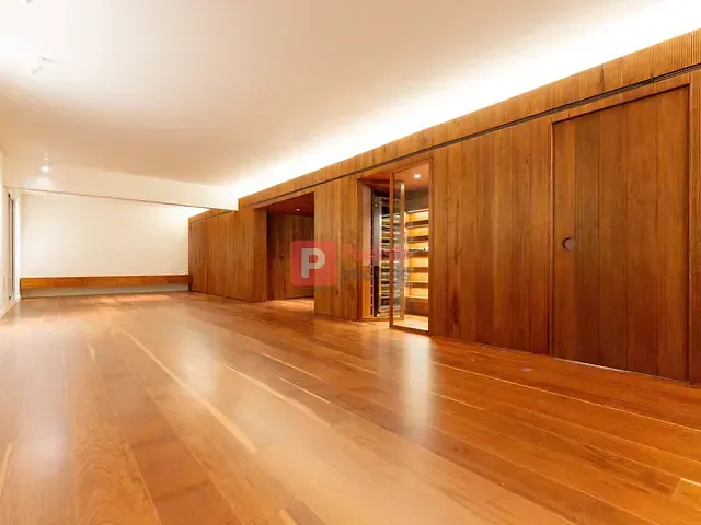 Apartamento com 200m² 3 quartos e 3 banheiros, à venda, no bairro Itaim Bibi em São Paulo