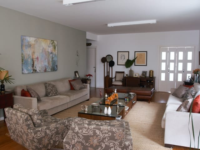 Foto do Apartamento - Apartamento à venda no bairro Barra Funda, em São Paulo, com área total de 260m². O imóvel possui 3 quartos, sendo 1 suíte | Vista Livre