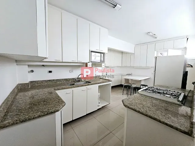 Apartamento 3 quartos e 2 banheiros, à venda ou para alugar, no bairro Itaim Bibi em São Paulo