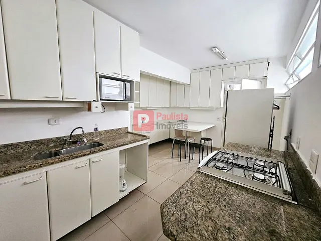 Apartamento 3 quartos e 2 banheiros, à venda ou para alugar, no bairro Itaim Bibi em São Paulo