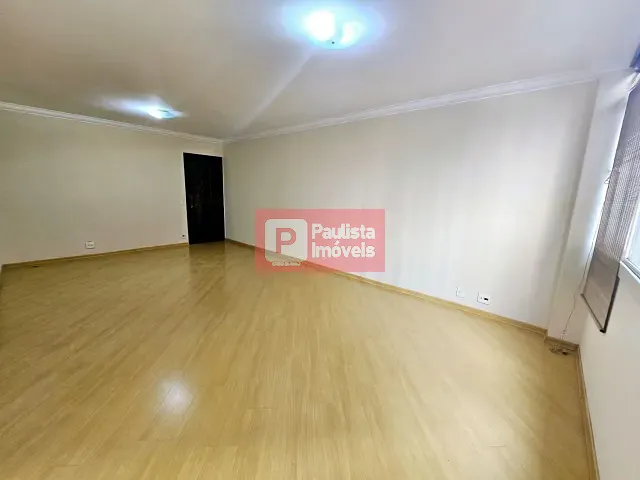 Apartamento 3 quartos e 2 banheiros, à venda ou para alugar, no bairro Itaim Bibi em São Paulo