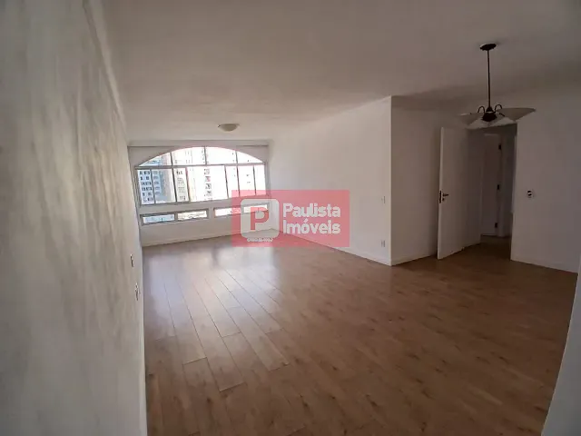Apartamento 3 quartos e 2 banheiros, para alugar, no bairro Jardim Europa em São Paulo