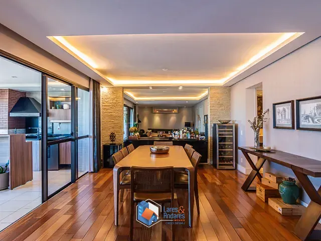 Apartamento com 209m² 3 quartos e 5 banheiros, à venda, no bairro Vila Cruzeiro em São Paulo
