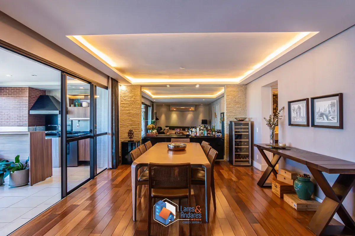 Apartamento, 3 quartos, 209 m² - Foto 2