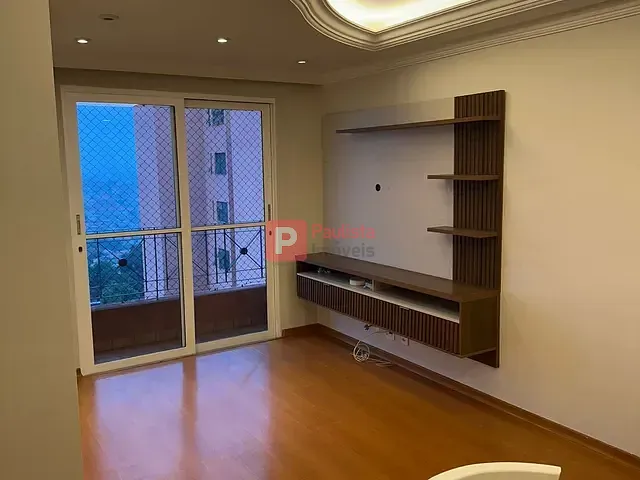 Apartamento com 64m² 3 quartos e 1 banheiro, para alugar, no bairro Vila do Castelo em São Paulo