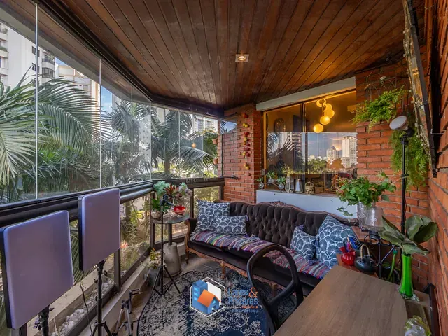 Apartamento com 275m² 3 quartos e 6 banheiros, à venda, no bairro Campo Belo em São Paulo