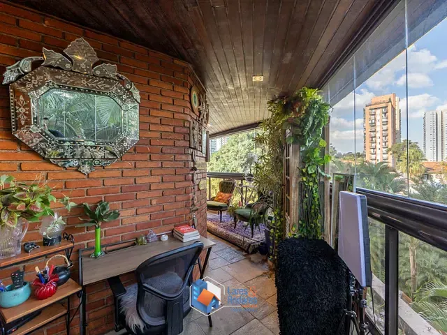 Apartamento com 275m² 3 quartos e 6 banheiros, à venda, no bairro Campo Belo em São Paulo