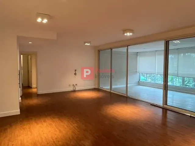 Apartamento 3 quartos e 5 banheiros, à venda ou para alugar, no bairro Campo Belo em São Paulo