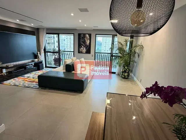 Apartamento 3 quartos e 5 banheiros, à venda ou para alugar, no bairro Santo Amaro em São Paulo