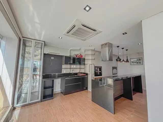 Apartamento com 384m² 3 quartos e 5 banheiros, à venda, no bairro Gleba Fazenda Palhano em Londrina