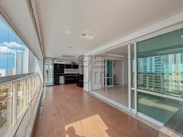 Apartamento com 384m² 3 quartos e 5 banheiros, à venda, no bairro Gleba Fazenda Palhano em Londrina