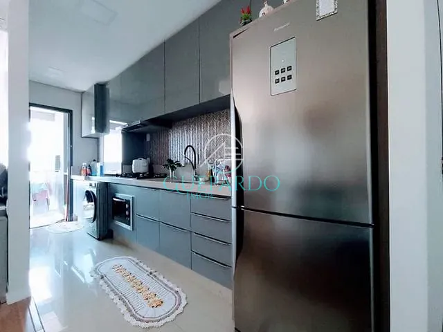 Apartamento com 105m² 3 quartos e 2 banheiros, à venda, no bairro Parque Jamaica em Londrina