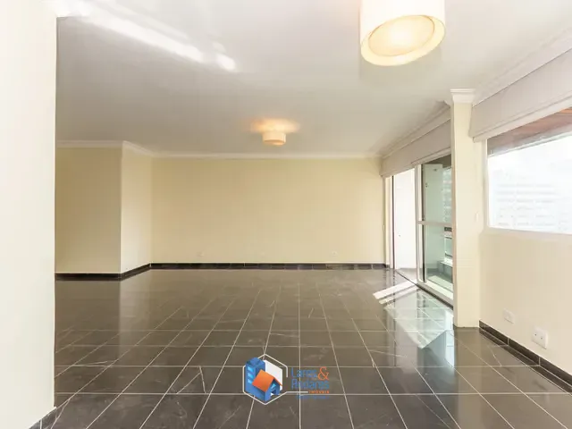 Apartamento com 210m² 2 quartos e 4 banheiros, à venda, no bairro Itaim Bibi em São Paulo