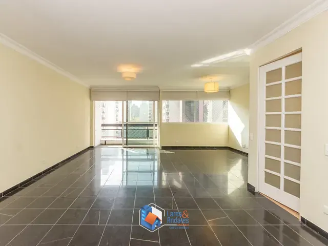 Apartamento com 210m² 2 quartos e 4 banheiros, à venda, no bairro Itaim Bibi em São Paulo