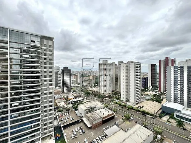 Apartamento com 285m² 3 quartos e 5 banheiros, à venda, no bairro Gleba Fazenda Palhano em Londrina
