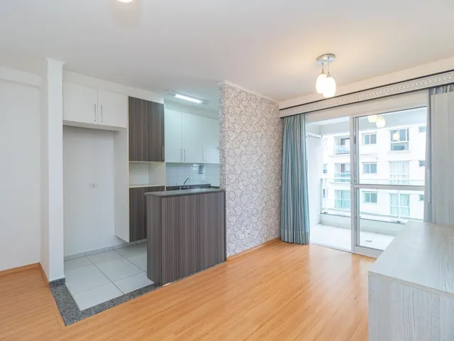 Apartamento 2 quartos e 1 banheiro, para alugar, no bairro Ecoville em Curitiba