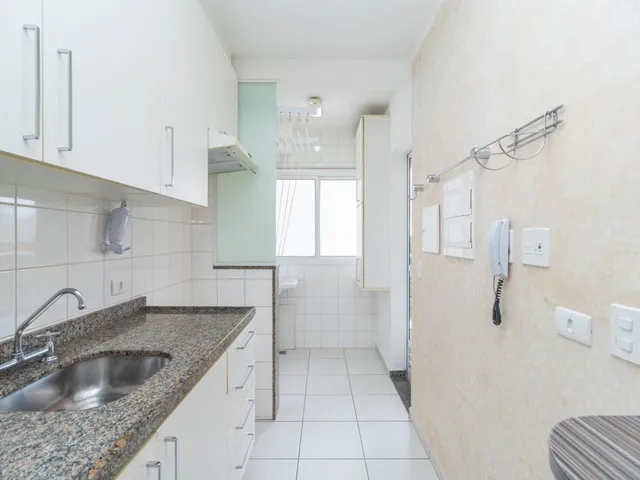 Apartamento 2 quartos e 1 banheiro, para alugar, no bairro Ecoville em Curitiba