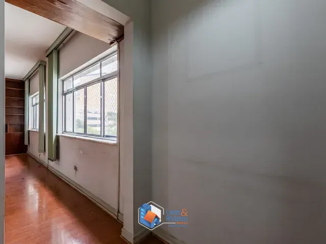 Apartamento com 120m² 3 quartos e 2 banheiros, à venda, no bairro Cerqueira César em São Paulo