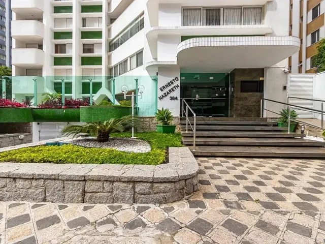 Apartamento 3 quartos e 4 banheiros, para alugar, no bairro Batel em Curitiba