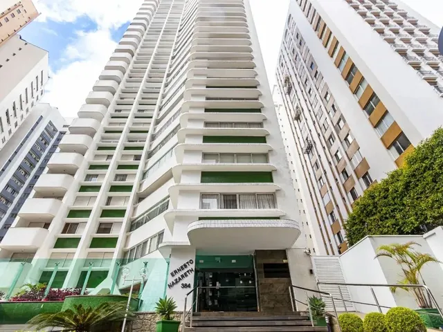 Apartamento 3 quartos e 4 banheiros, para alugar, no bairro Batel em Curitiba