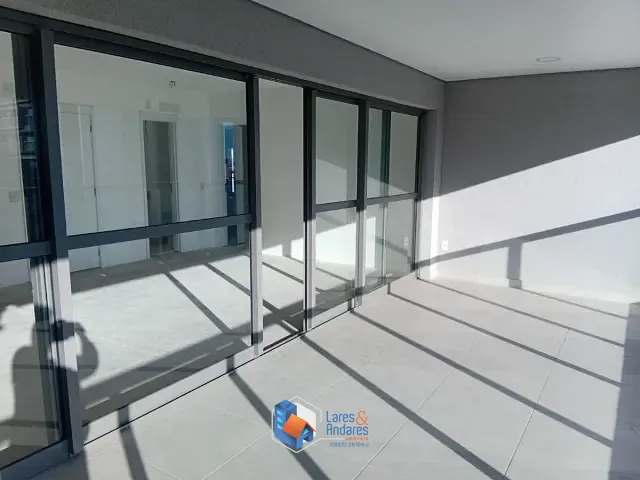 Apartamento com 2343m² 3 quartos e 5 banheiros, à venda, no bairro Vila Mariana em São Paulo