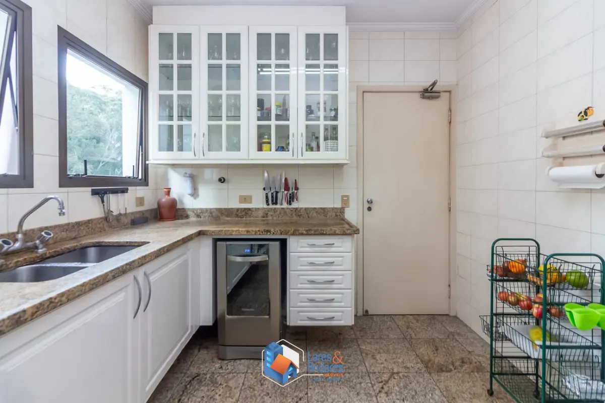 Apartamento, 3 quartos, 242 m² - Foto 8