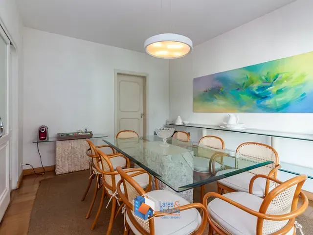 Apartamento com 242m² 3 quartos e 5 banheiros, à venda, no bairro Vila Suzana em São Paulo
