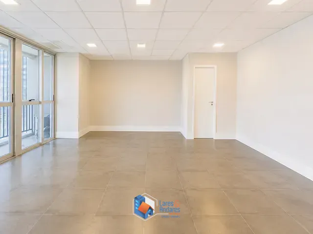 Sala com 55m², à venda, no bairro Chácara Santo Antônio em São Paulo