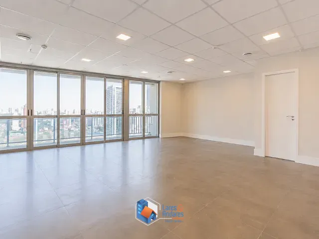 Sala com 55m², à venda, no bairro Chácara Santo Antônio em São Paulo