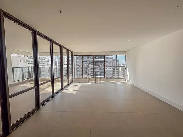 Apartamento com 285m² 3 quartos e 5 banheiros, à venda, no bairro Gleba Fazenda Palhano em Londrina