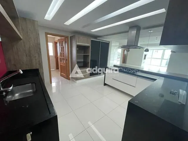 Apartamento com 300m² 3 quartos e 3 banheiros, à venda, no bairro Nova Rússia em Ponta Grossa