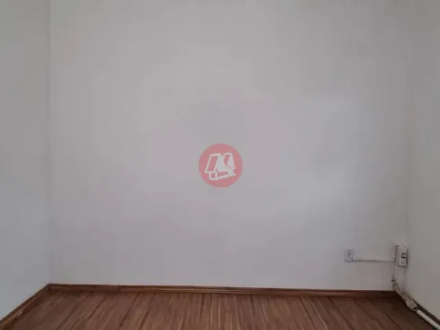 Apartamento 2 quartos e 1 banheiro, à venda, no bairro Teresópolis em Porto Alegre
