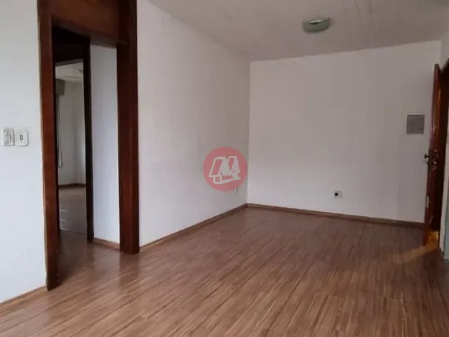 Apartamento 2 quartos e 1 banheiro, à venda, no bairro Teresópolis em Porto Alegre